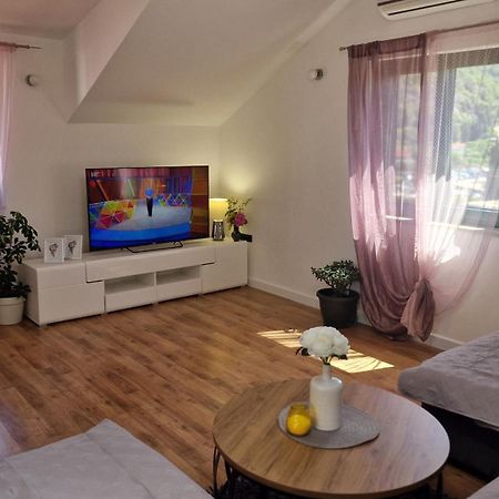 Apartments Ante 2 ฮวาร์ ภายนอก รูปภาพ