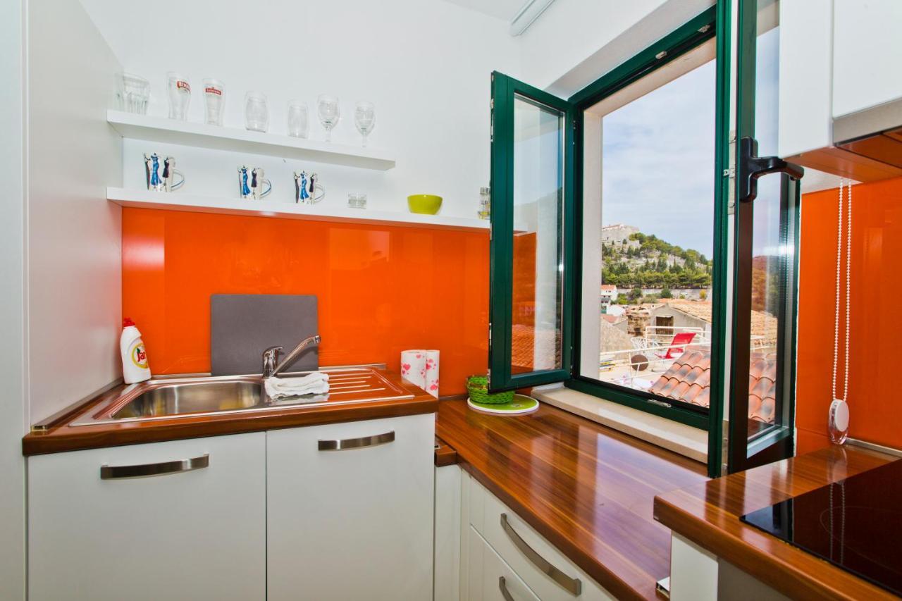 Apartments Ante 2 ฮวาร์ ภายนอก รูปภาพ