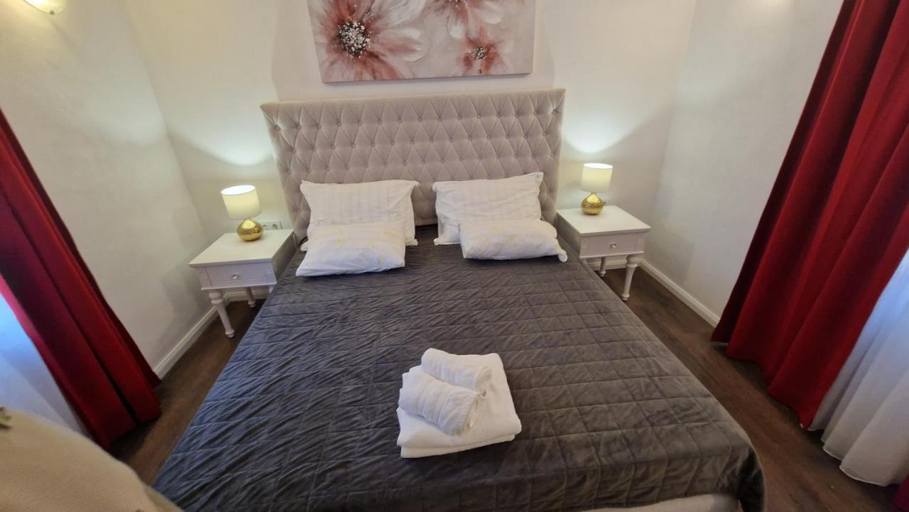 Apartments Ante 2 ฮวาร์ ภายนอก รูปภาพ