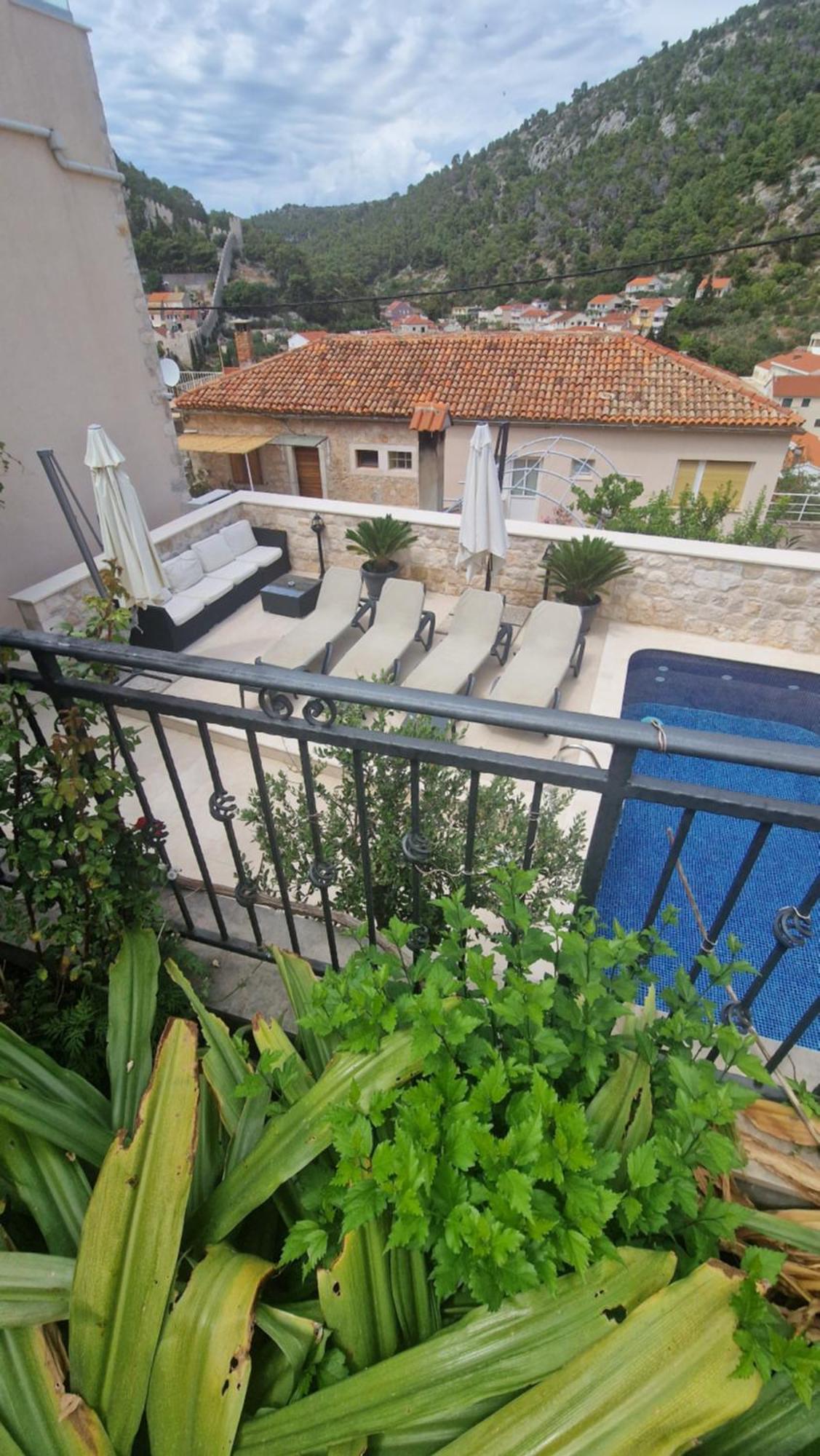 Apartments Ante 2 ฮวาร์ ภายนอก รูปภาพ